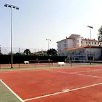 Marina Tossa Hotel *