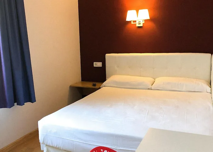 Hotel Marina Tossa *