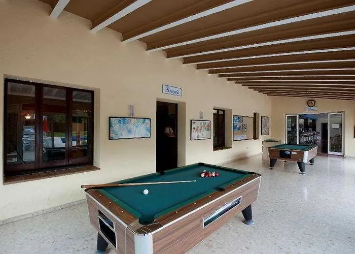 Marina Tossa Hotel *