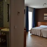 Marina Tossa Hotel *