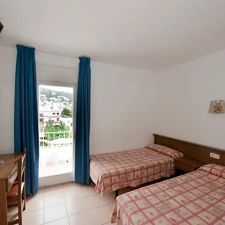 Marina Tossa فندق *