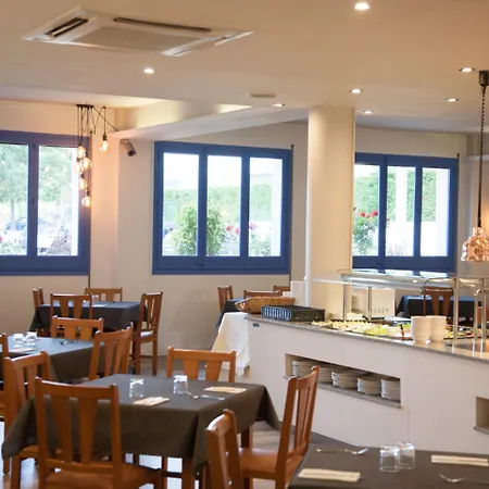 Marina Tossa توسا ذي مار