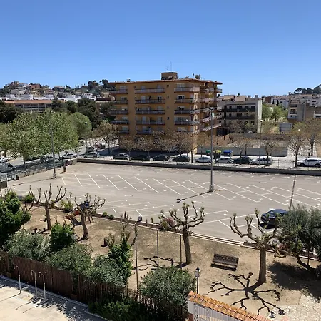 Marina Tossa Готель *