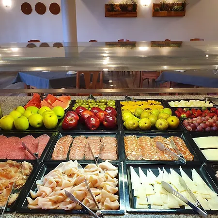 Marina Tossa توسا ذي مار