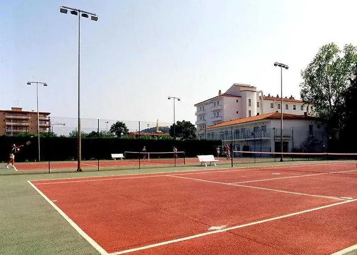 Marina Tossa Hotel *